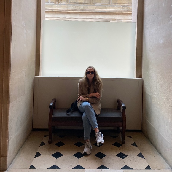 Meet your Posher, Jane - Picture 1 of 1